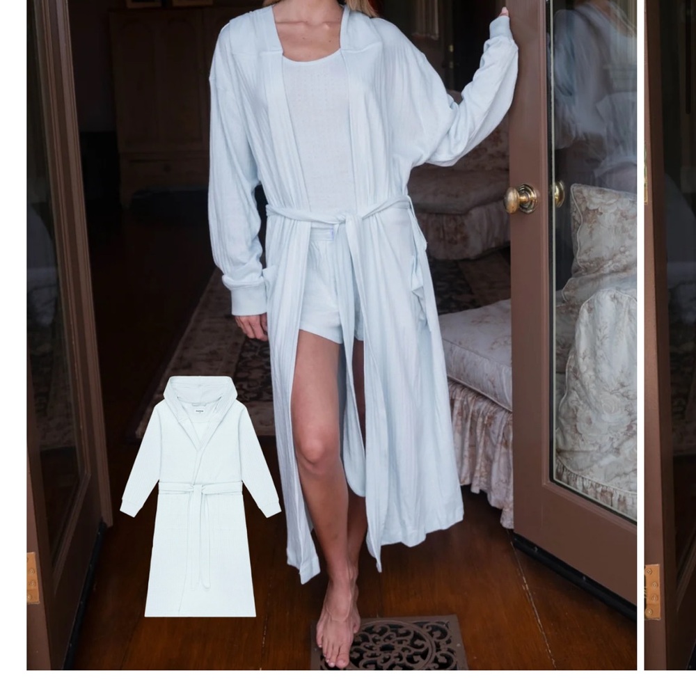 PARKE Pointelle Robe in Pale Blue. New with tags!